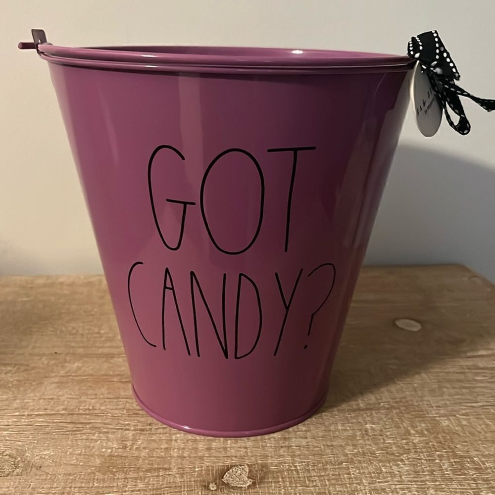 Rae Dunn “GOT CANDY?” NWT purple bucket